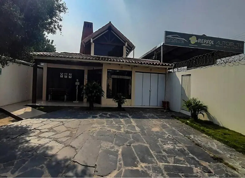 Warehouse, showroom and offices for sale on Av. Roca Coronado: foto 4 de 33