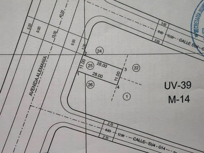308 m² lot for sale on the 4th ring, Av. Alemania: foto 3 de 4