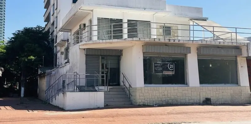 Local comercial de 300 m² en alquiler en la Zona Norte