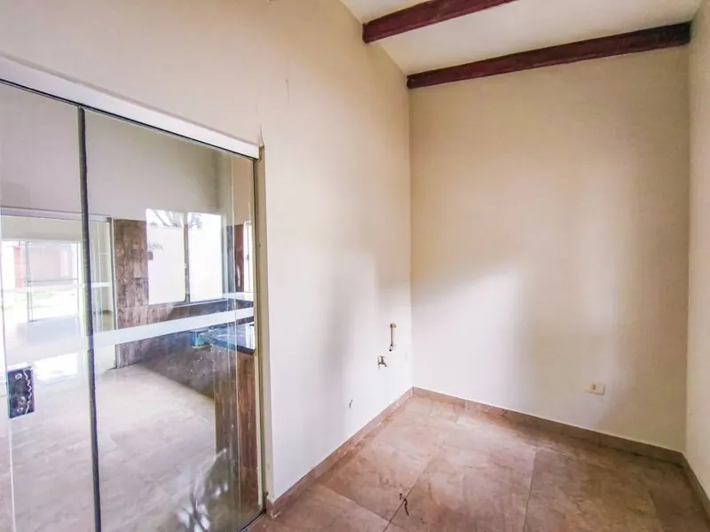 Casa de 3 dormitorios en venta en Warnes, Valle Sánchez: foto 6 de 10