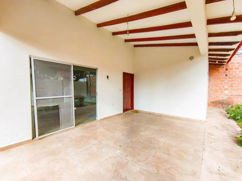 Casa de 3 dormitorios en venta en Valle Sánchez, Warnes: foto 3 de 10