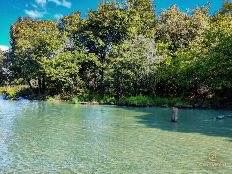 Terreno de 13 hectáreas en venta en Aguas Calientes: foto 11 de 12