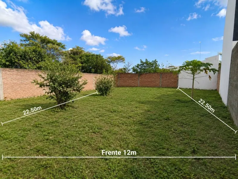 Terreno de 270 m² en venta en la Zona Norte, Av. G77: foto 4 de 8
