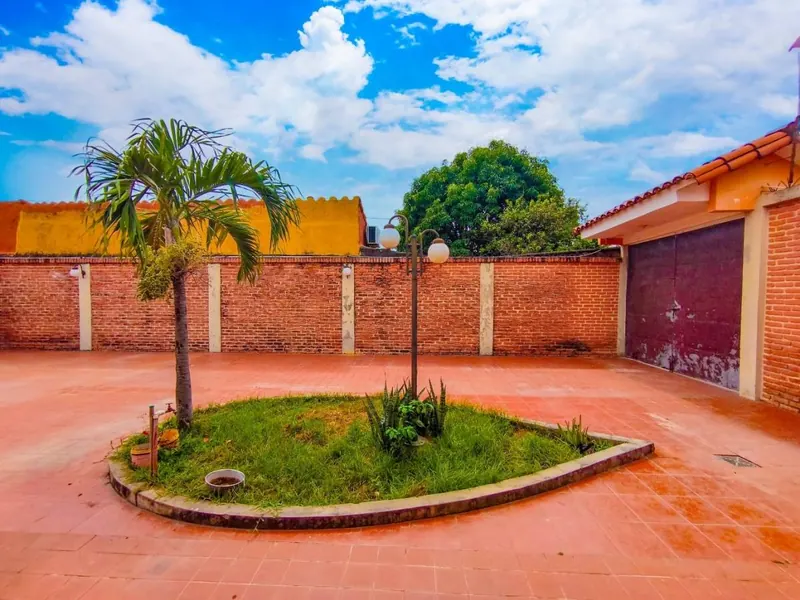 Casa con departamento independiente en venta en la Zona Este: foto 2 de 12