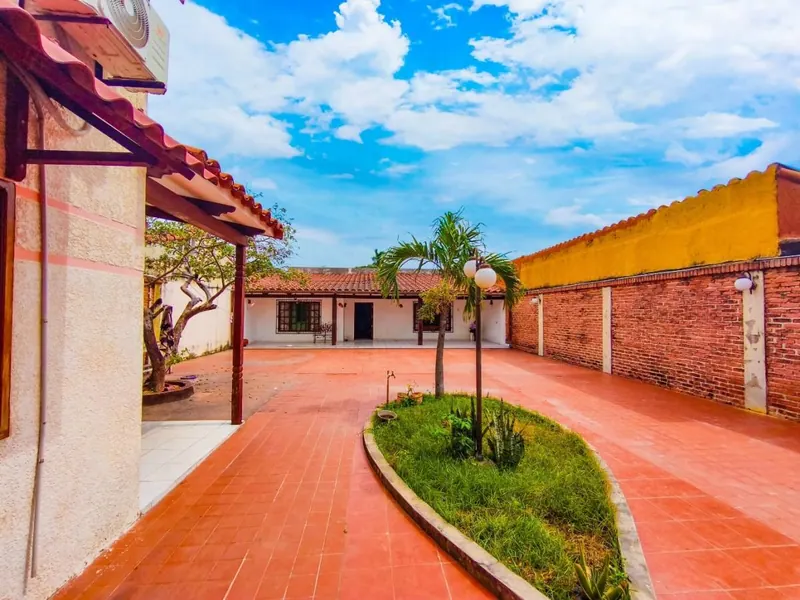Casa con departamento independiente en venta en la Zona Este: foto 3 de 12