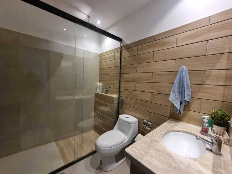 Country property for sale in Warnes, with pool and sports courts: foto 7 de 24