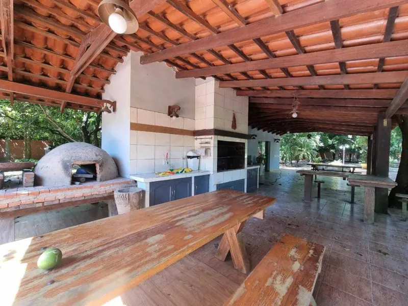 Country property for sale in Warnes, with pool and sports courts: foto 18 de 24