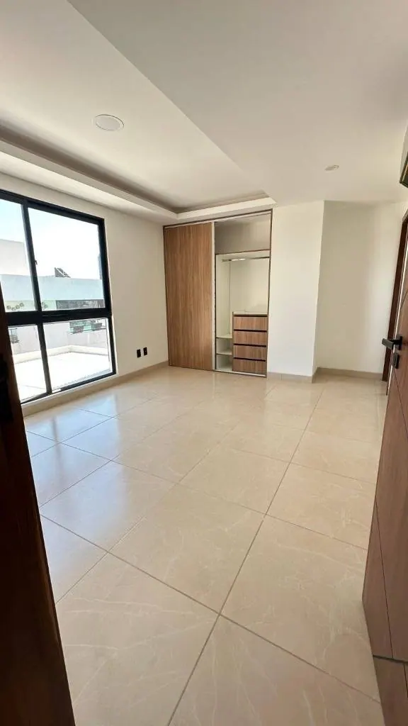 Departamento de 1 dormitorio en alquiler en Equipetrol, Royal One: foto 4 de 14