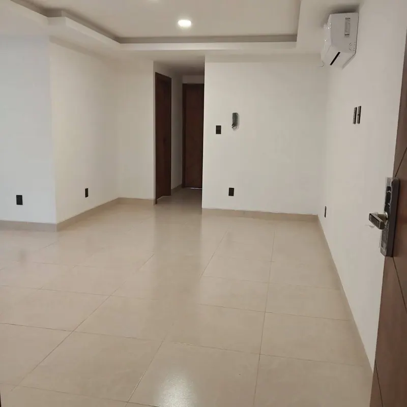Departamento de 2 dormitorios en alquiler en Equipetrol