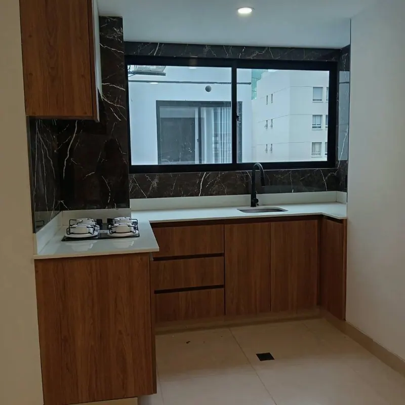 Departamento de 2 dormitorios en alquiler en Equipetrol: foto 4 de 17