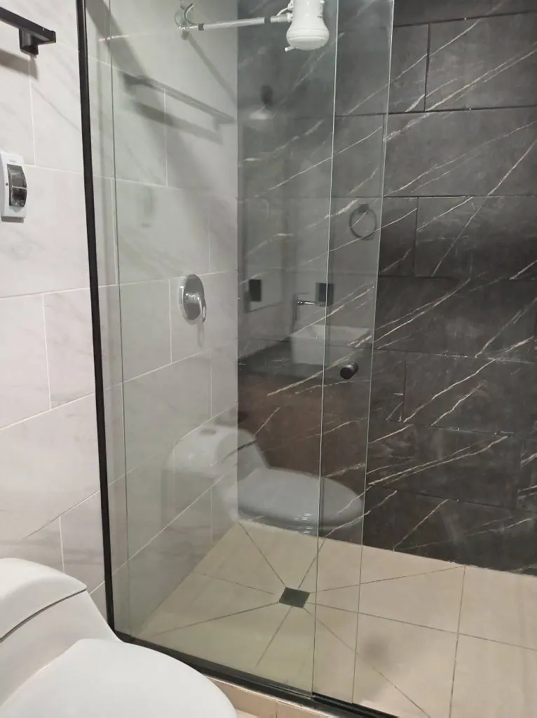 Departamento de 2 dormitorios en alquiler en Equipetrol: foto 10 de 17