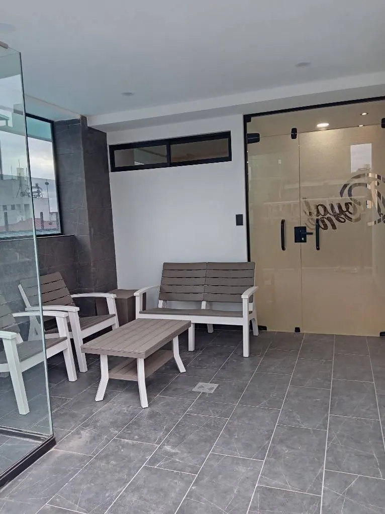 Departamento de 2 dormitorios en alquiler en Equipetrol: foto 14 de 17