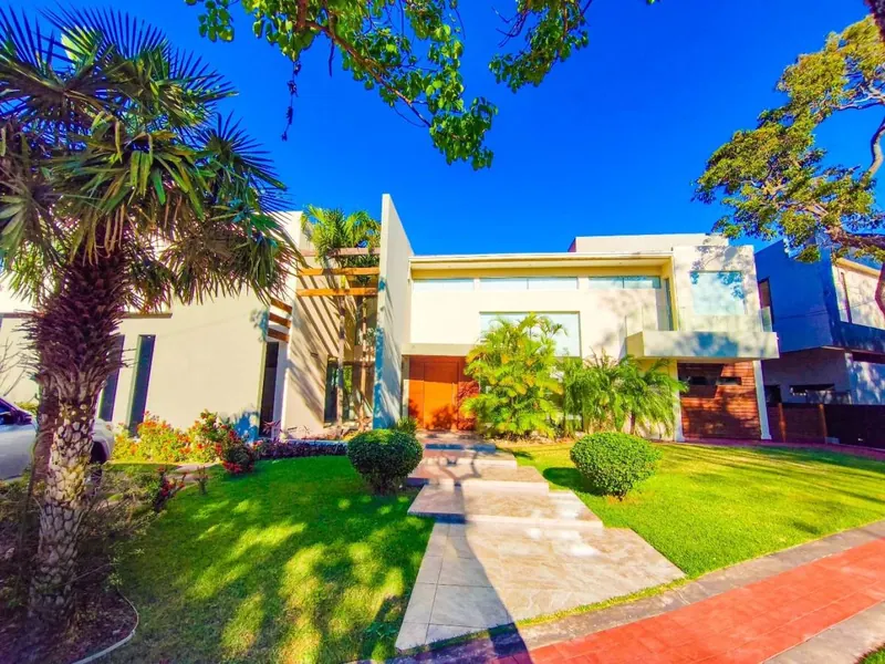 House for sale in the Parque La Floresta gated community, West Zone: foto 4 de 21