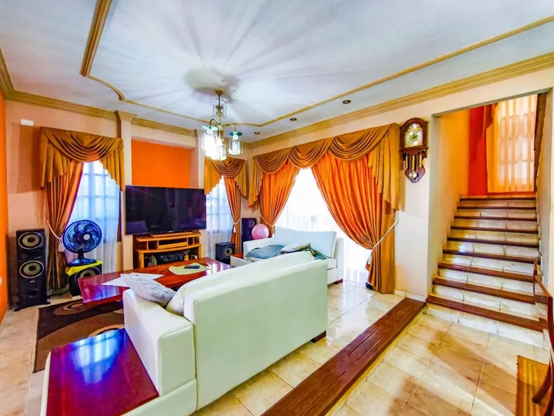 Casa de 6 dormitorios en venta en la Zona Sur, av. Pedro Casal: foto 7 de 13