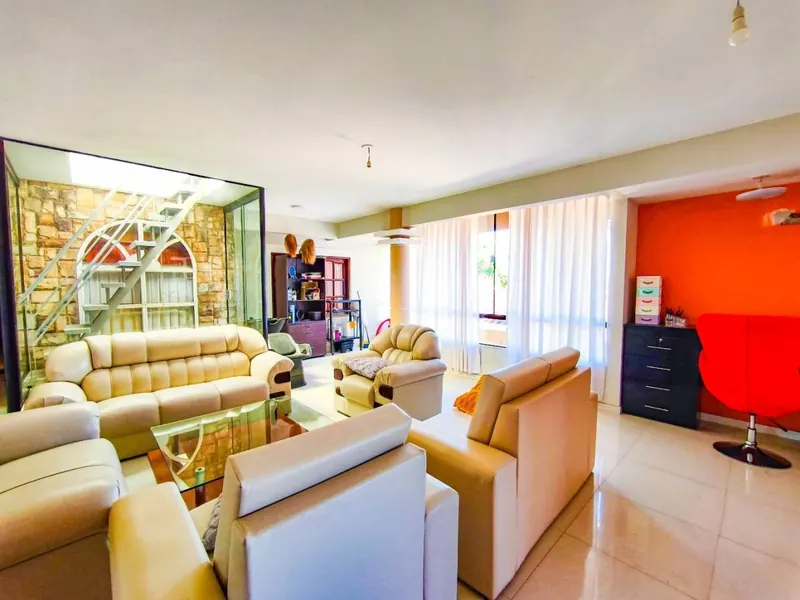 Casa de 6 dormitorios en venta en la Zona Sur, av. Pedro Casal: foto 10 de 13