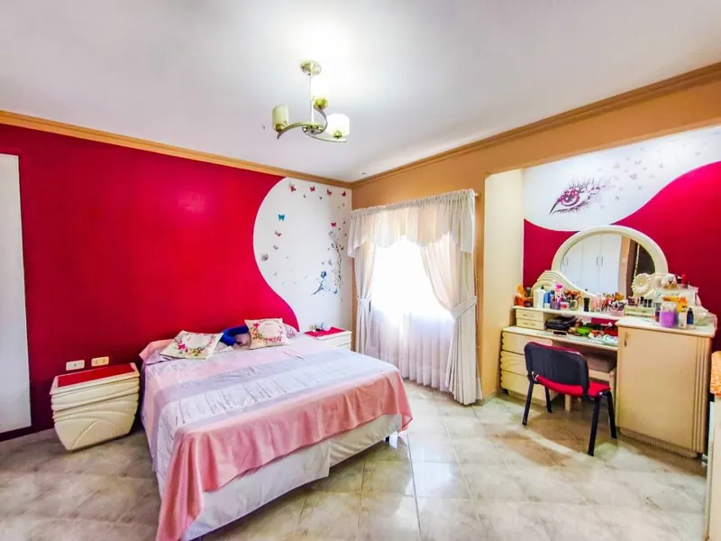 Casa de 6 dormitorios en venta en la Zona Sur, av. Pedro Casal: foto 12 de 13