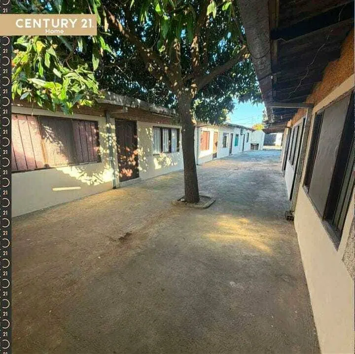 Casa comercial con 12 dormitorios en venta en la Zona Este: foto 5 de 13