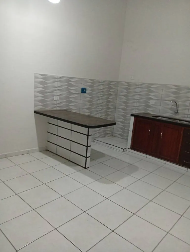 Departamento de 2 dormitorios en alquiler en la Zona Este: foto 2 de 3