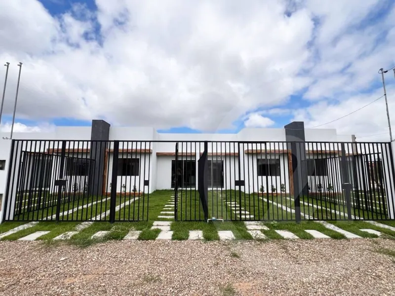 Casa de 3 dormitorios en venta en el condominio Silvana IV: foto 1 de 8