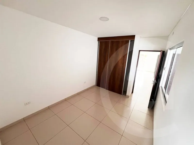 Casa de 3 dormitorios en venta en el condominio Silvana IV: foto 5 de 8
