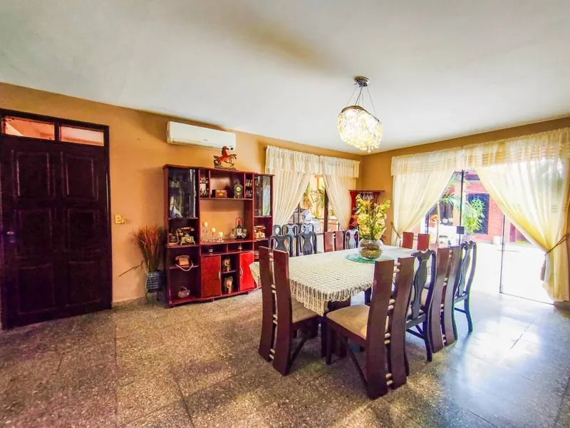 4-bedroom house for sale in the Guaracachi neighborhood: foto 4 de 19