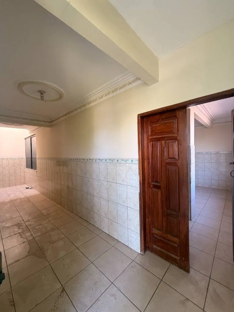 Casa de 5 dormitorios en venta en la Zona Este: foto 8 de 22