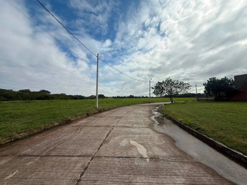 398.39 m² lot for sale in the East Zone: foto 3 de 3