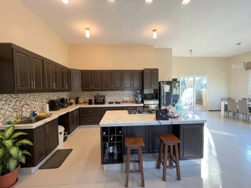 Casa de 5 dormitorios en venta en la Zona Norte, condominio El Carmen: foto 4 de 16