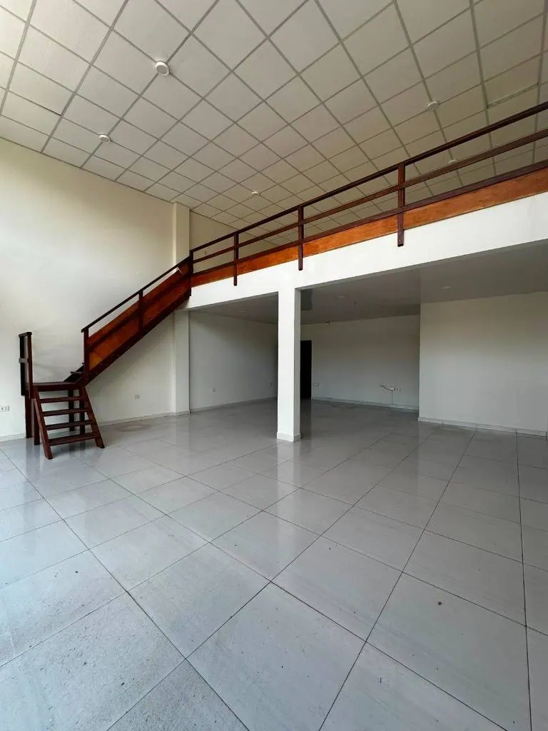 Commercial space for rent on the 4th ring, Av. Hilandería: foto 3 de 7