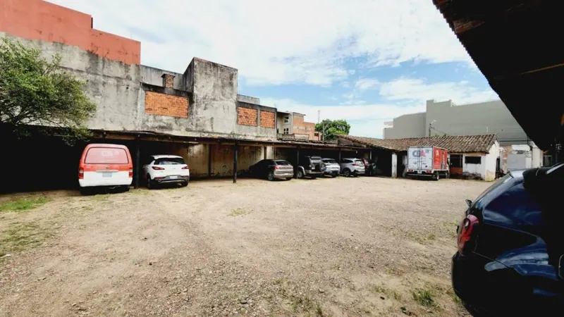 Terreno de 786,97 m² en venta en el Centro, calle Ballivián: foto 1 de 3