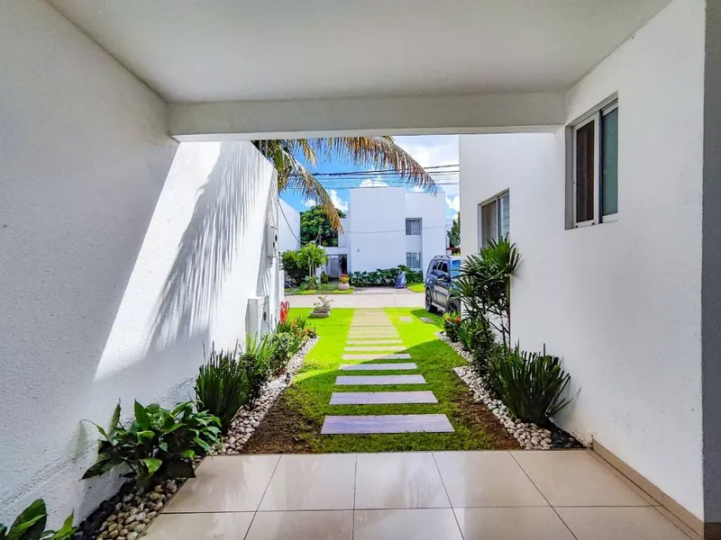 4-bedroom house for sale in the Villa del Carmen gated community: foto 4 de 22