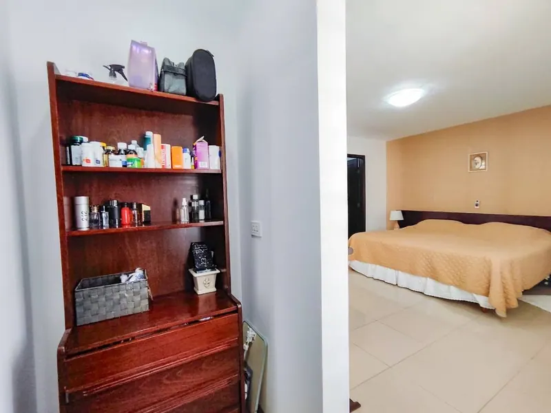4-bedroom house for sale in the Villa del Carmen gated community: foto 19 de 22