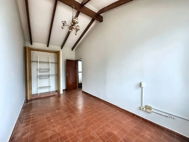 Casa en venta en la Urbanización Jorori, Av. Banzer y 5to anillo: foto 8 de 9