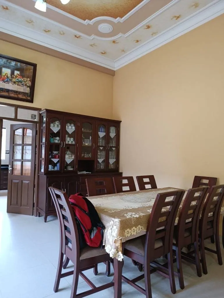 Casa de uso mixto en venta en la Zona Sur, Av. Cruz del Sur: foto 3 de 10