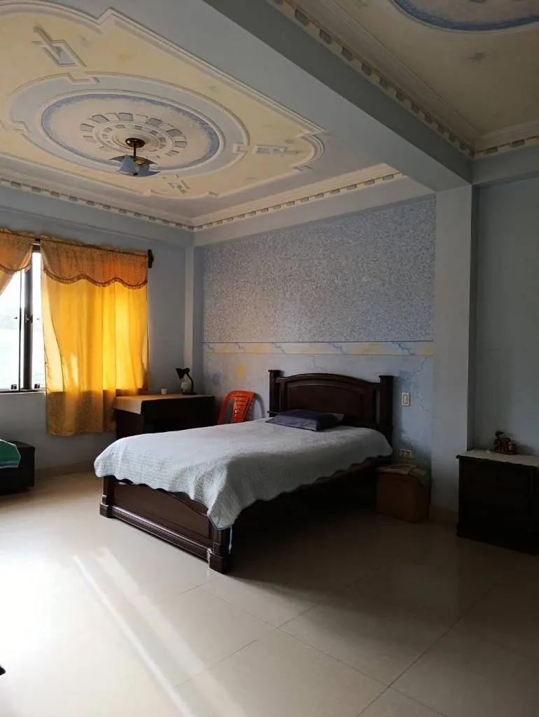 Casa de uso mixto en venta en la Zona Sur, Av. Cruz del Sur: foto 5 de 10