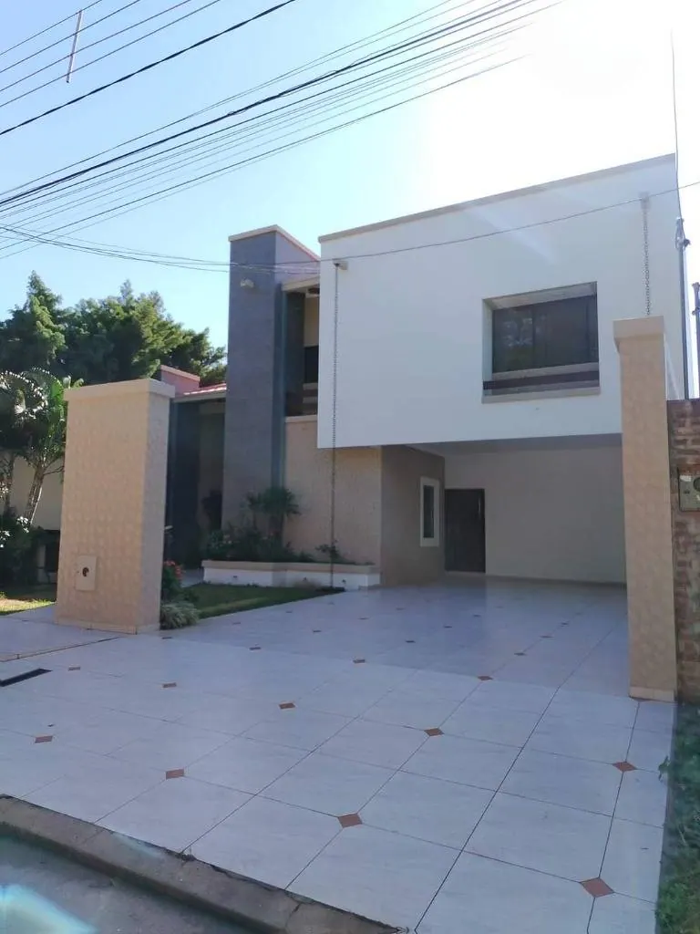 Casa de 5 dormitorios en venta en el condominio Icarai, Zona Este: foto 2 de 12