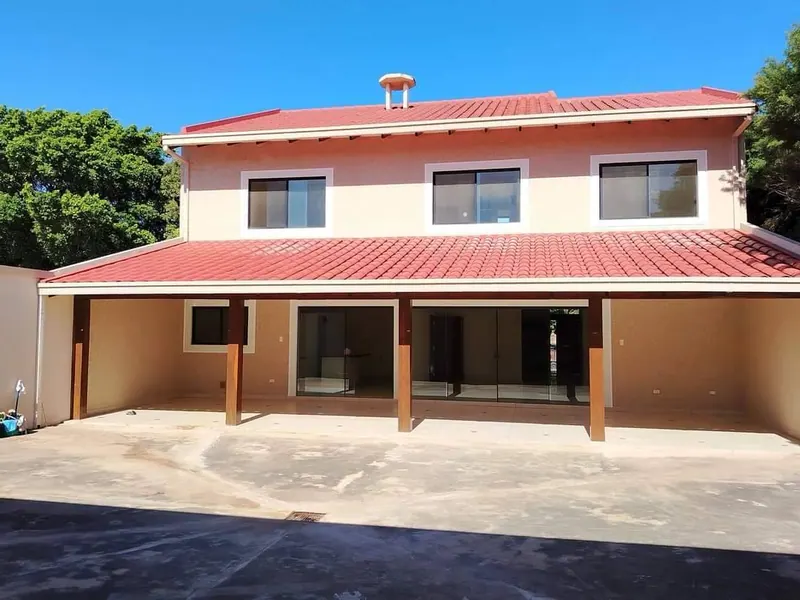 Casa de 5 dormitorios en venta en el condominio Icarai, Zona Este: foto 9 de 12