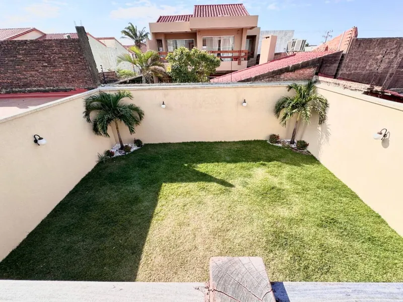 Casa de 5 dormitorios en venta en la Zona Norte, 3er anillo: foto 14 de 14