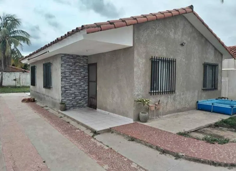 Casa de 3 dormitorios en venta en la urbanización El Quior, Zona Sur: foto 1 de 7