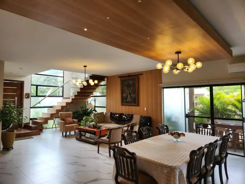 Corner house for sale in the Parques III gated community, Urubó: foto 11 de 25