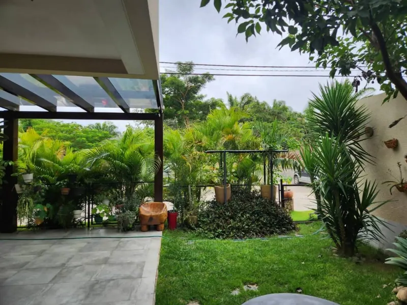 Corner house for sale in the Parques III gated community, Urubó: foto 24 de 25
