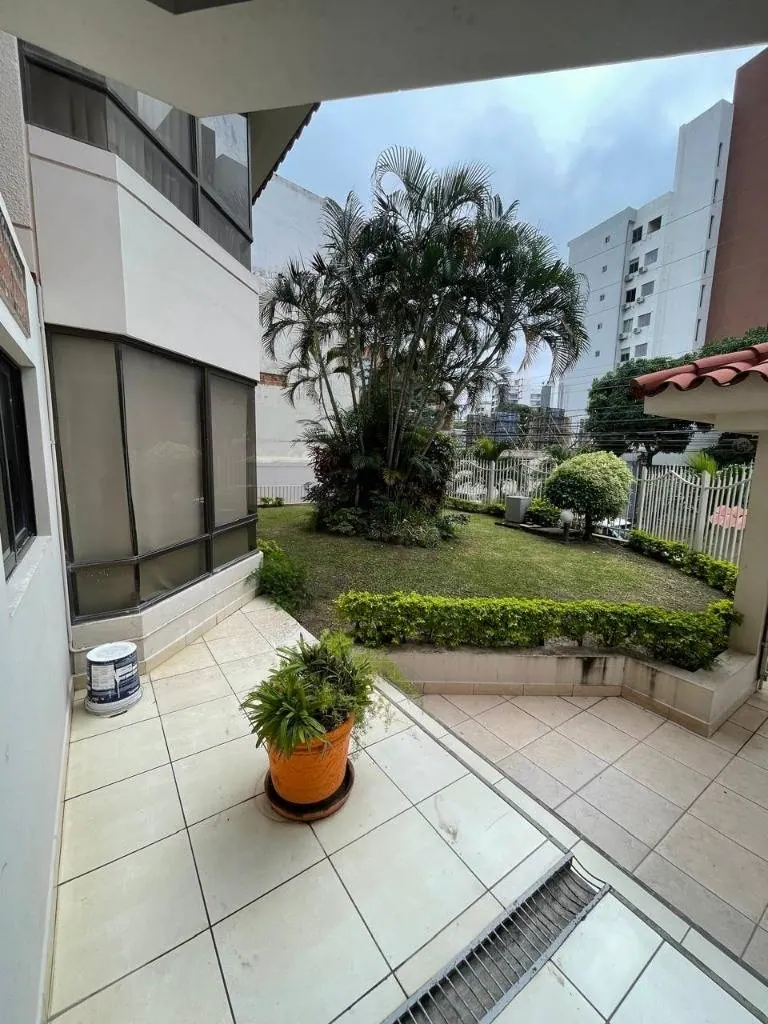 Departamento de 3 dormitorios en venta en Equipetrol, 185,78 m²: foto 5 de 45
