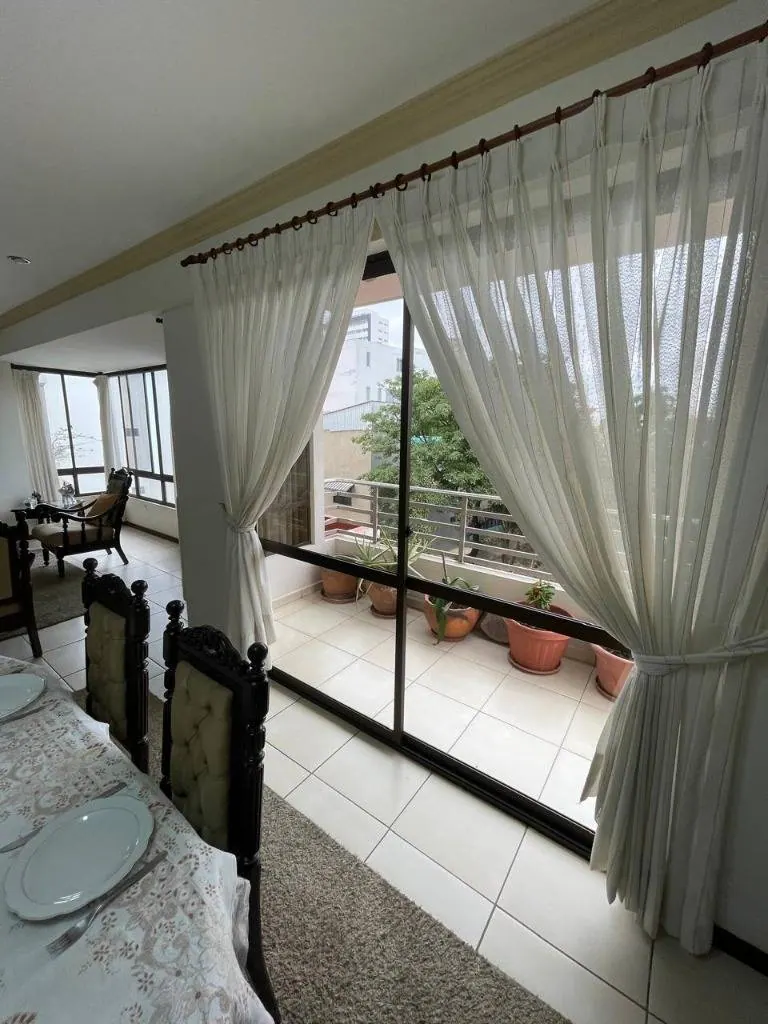 Departamento de 3 dormitorios en venta en Equipetrol, 185,78 m²: foto 26 de 45