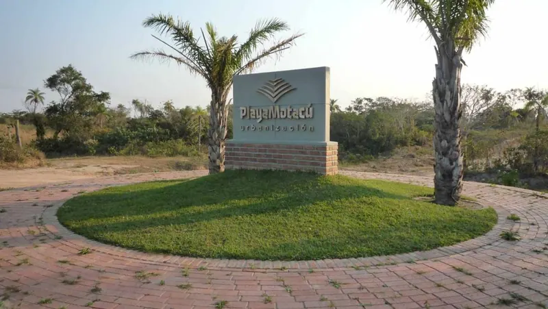 Terreno de 480 m² en venta en Playa Motacú II, Urubó: foto 2 de 3