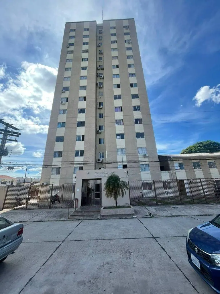 Departamento de 3 dormitorios en venta en el condominio La Bendición