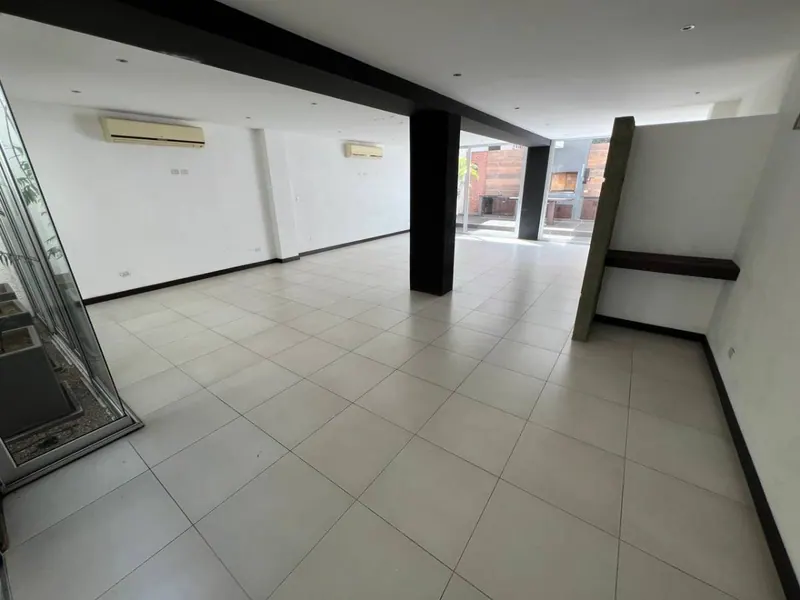Furnished 2-bedroom apartment for sale at Torre Zafiro II: foto 7 de 49