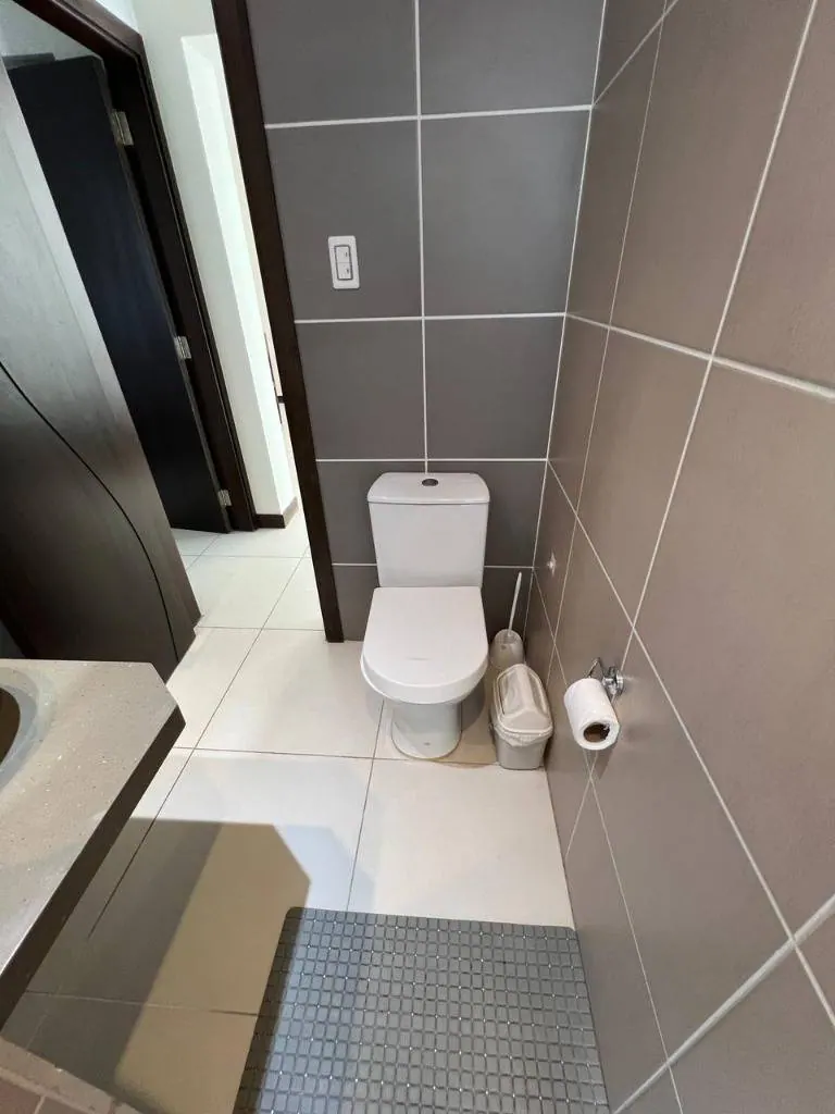 Furnished 2-bedroom apartment for sale at Torre Zafiro II: foto 32 de 49