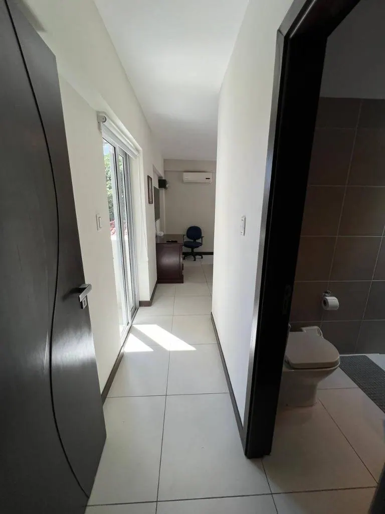 Furnished 2-bedroom apartment for sale at Torre Zafiro II: foto 40 de 49