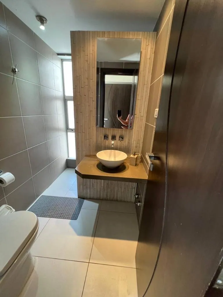 Furnished 2-bedroom apartment for sale at Torre Zafiro II: foto 41 de 49