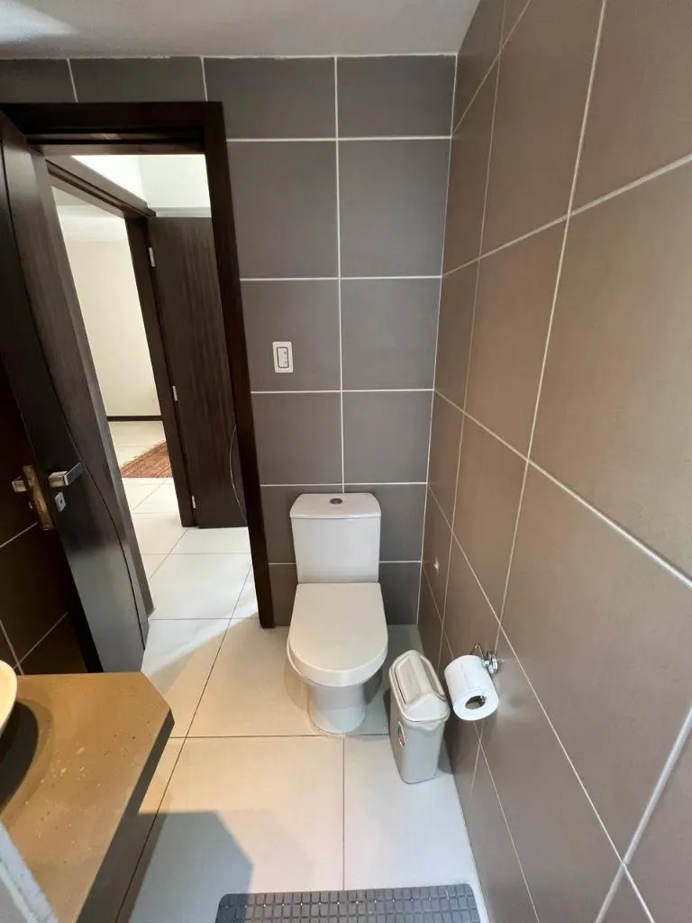 Furnished 2-bedroom apartment for sale at Torre Zafiro II: foto 42 de 49